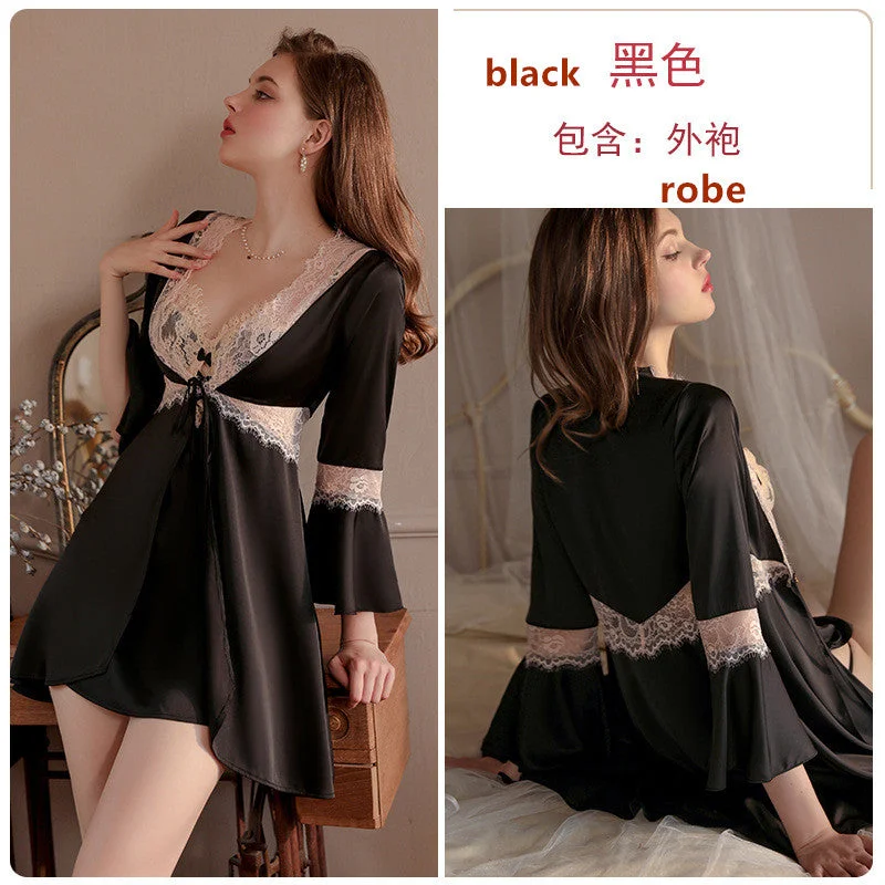 1713 Black (toga)